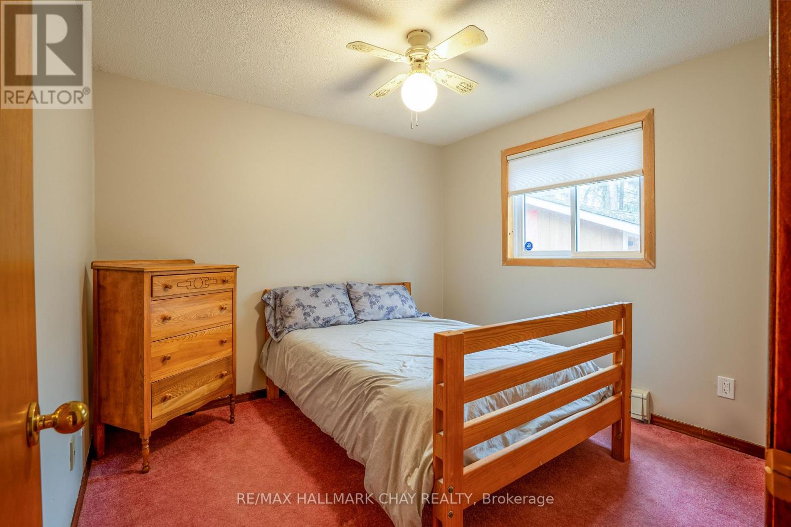 86 Oliver Drive, Tiny, Ontario  L0L 2J0 - Photo 15 - S12800964