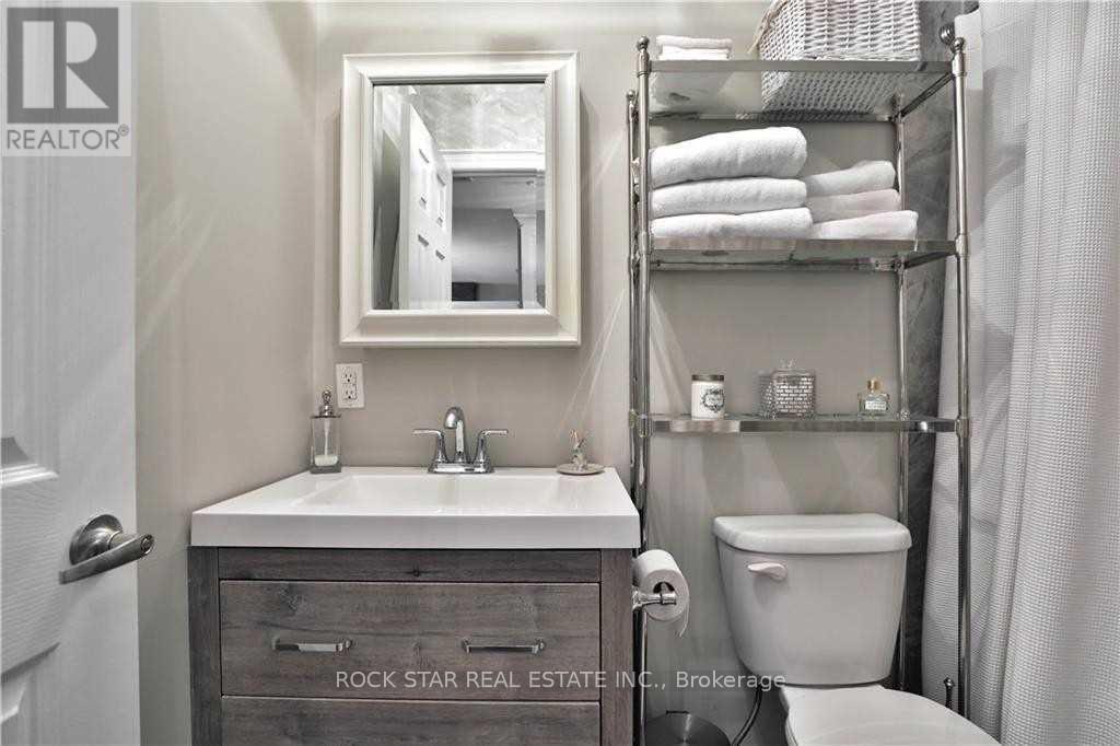 406 - 73 Washington Avenue, Oakville (Co Central), Ontario  L6K 1W5 - Photo 14 - W12800316