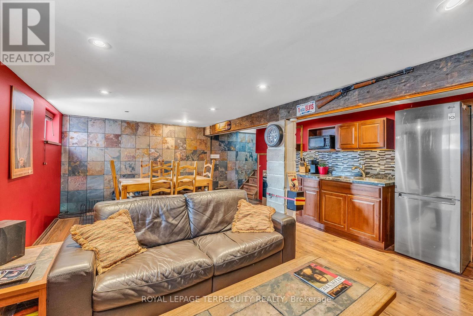 5 Acorn Avenue, Toronto, Ontario  M9B 3P7 - Photo 18 - W12800808