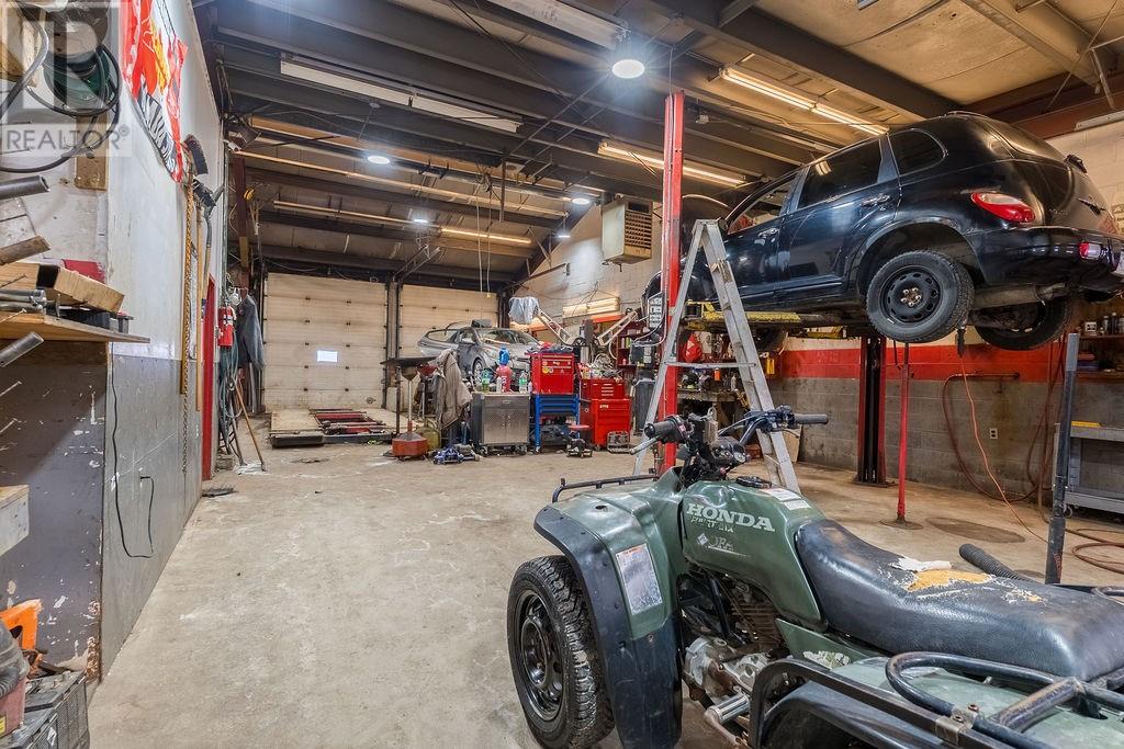 6 Oakland Avenue, Elliot Lake, Ontario P3A 2T1 - Photo 16 - 2126397