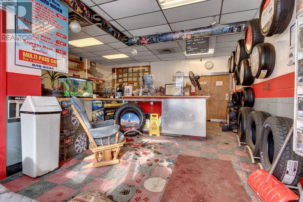 6 Oakland Avenue, Elliot Lake, Ontario P3A 2T1 - Photo 9 - 2126397