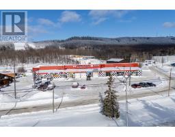6 Oakland Avenue, Elliot Lake, Ontario
