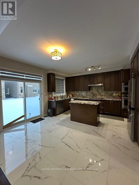 63 Royal Fern Crescent, Caledon, Ontario  L7C 4H1 - Photo 12 - W12800900