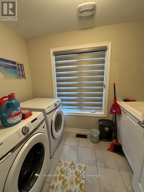 63 Royal Fern Crescent, Caledon, Ontario  L7C 4H1 - Photo 18 - W12800900