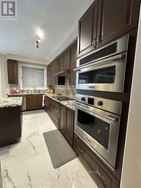 63 Royal Fern Crescent, Caledon, Ontario  L7C 4H1 - Photo 9 - W12800900