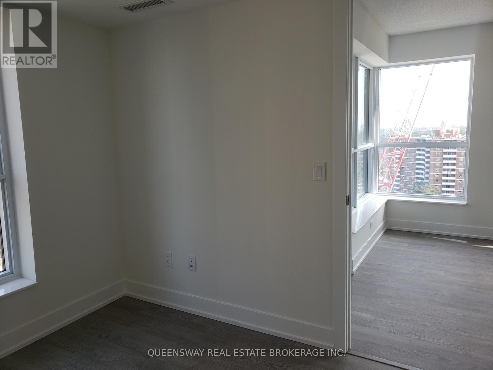 1504 - 7 Mabelle Avenue, Toronto, Ontario  M5T 0C9 - Photo 10 - W12800914