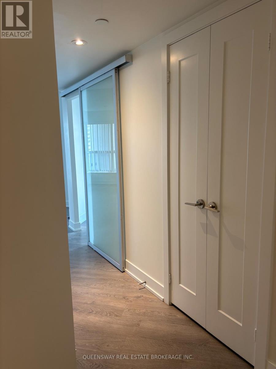 1504 - 7 Mabelle Avenue, Toronto, Ontario  M5T 0C9 - Photo 31 - W12800914