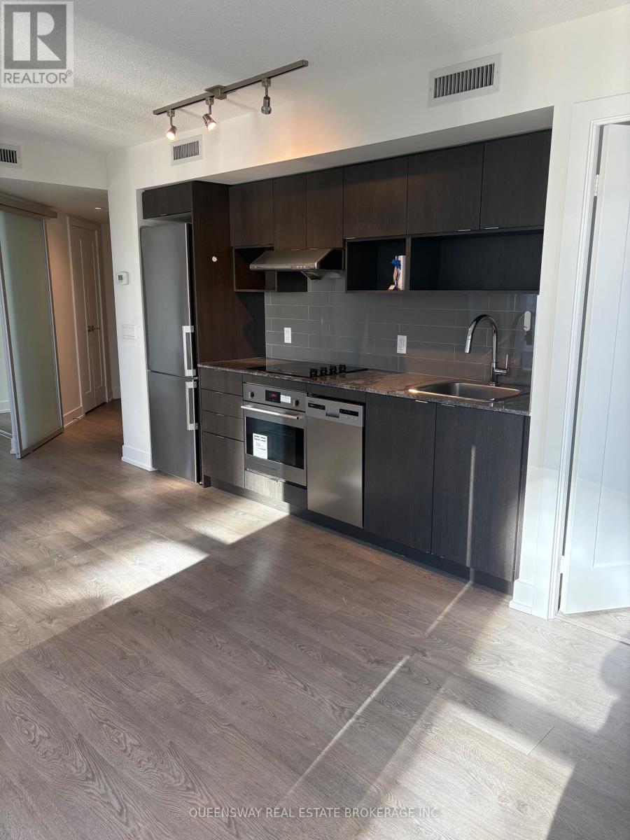 1504 - 7 Mabelle Avenue, Toronto, Ontario  M5T 0C9 - Photo 5 - W12800914