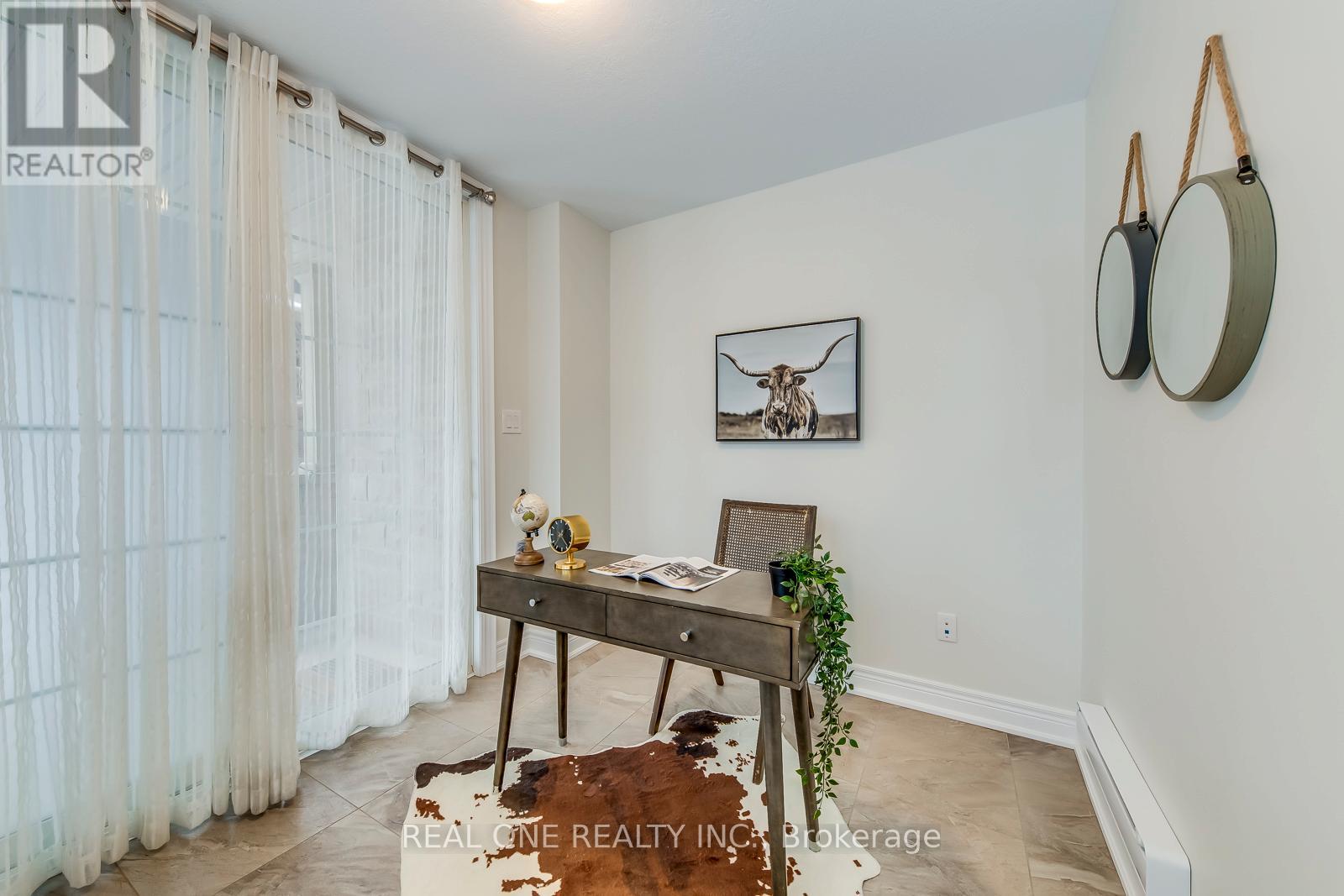 378 Alderwood Common, Oakville, Ontario  L6H 0P8 - Photo 10 - W12800934