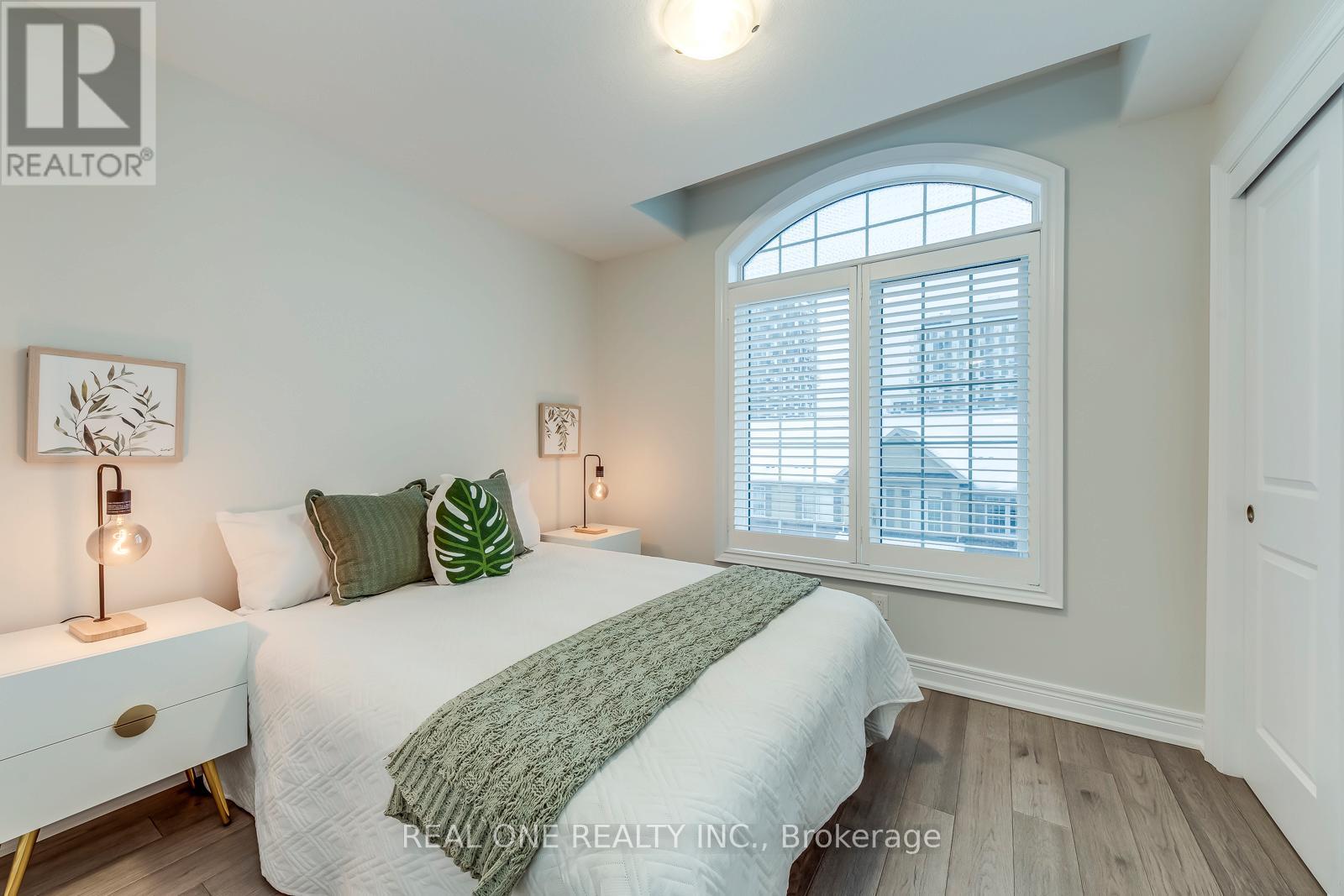 378 Alderwood Common, Oakville, Ontario  L6H 0P8 - Photo 43 - W12800934