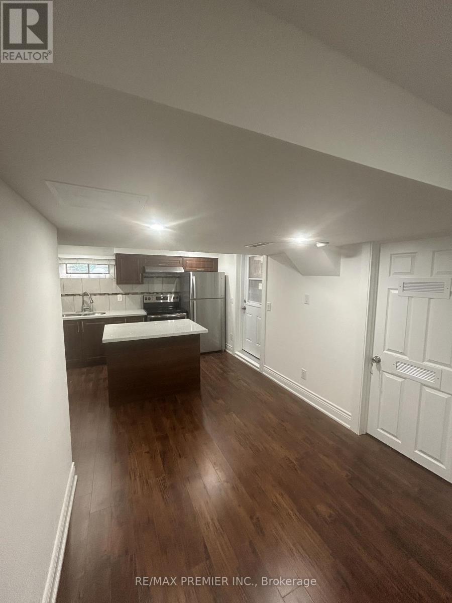 Lower - 4057 Taffey Crescent, Mississauga (Erin Mills), Ontario  L5L 2A6 - Photo 2 - W12800940