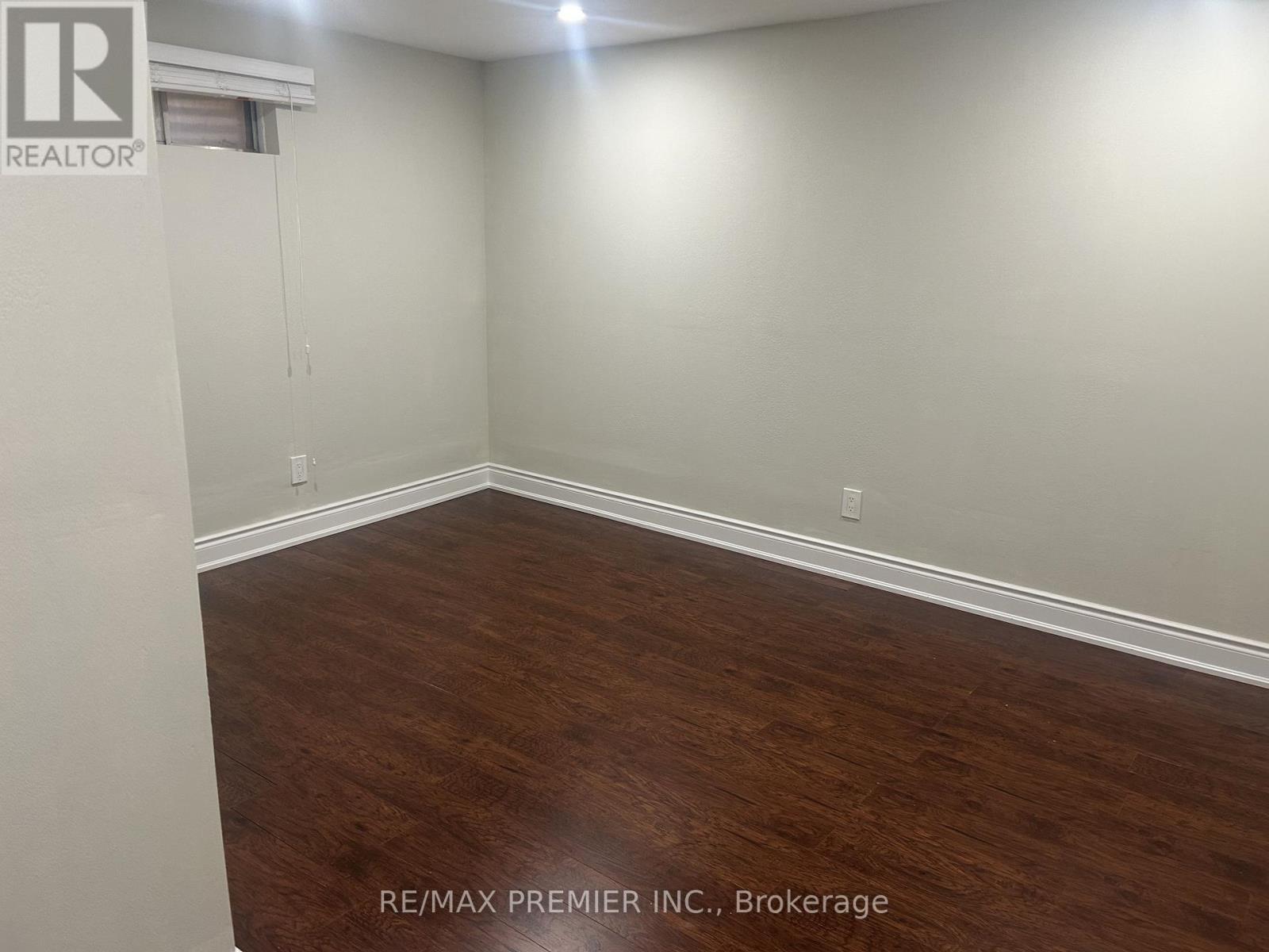 Lower - 4057 Taffey Crescent, Mississauga (Erin Mills), Ontario  L5L 2A6 - Photo 4 - W12800940