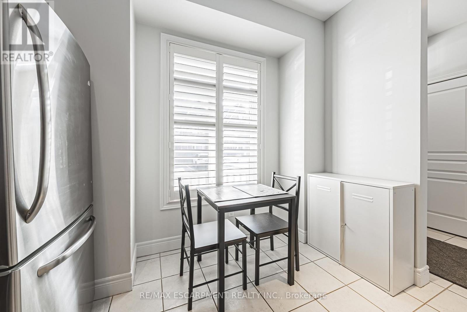 8 - 4115 Upper Middle Road, Burlington, Ontario  L7M 4G4 - Photo 4 - W12800972