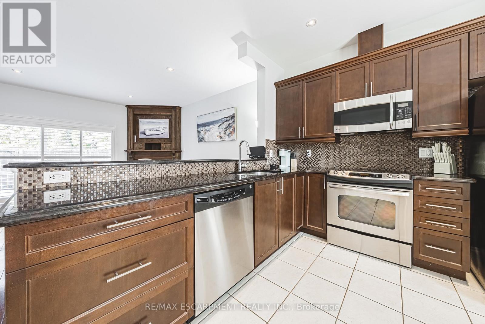 8 - 4115 Upper Middle Road, Burlington, Ontario  L7M 4G4 - Photo 7 - W12800972
