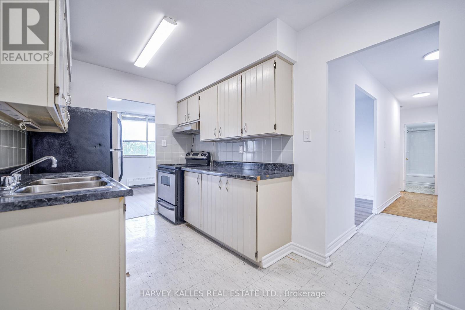 1208 - 2000 Sheppard Avenue W, Toronto, Ontario  M3N 1A2 - Photo 18 - W12800998