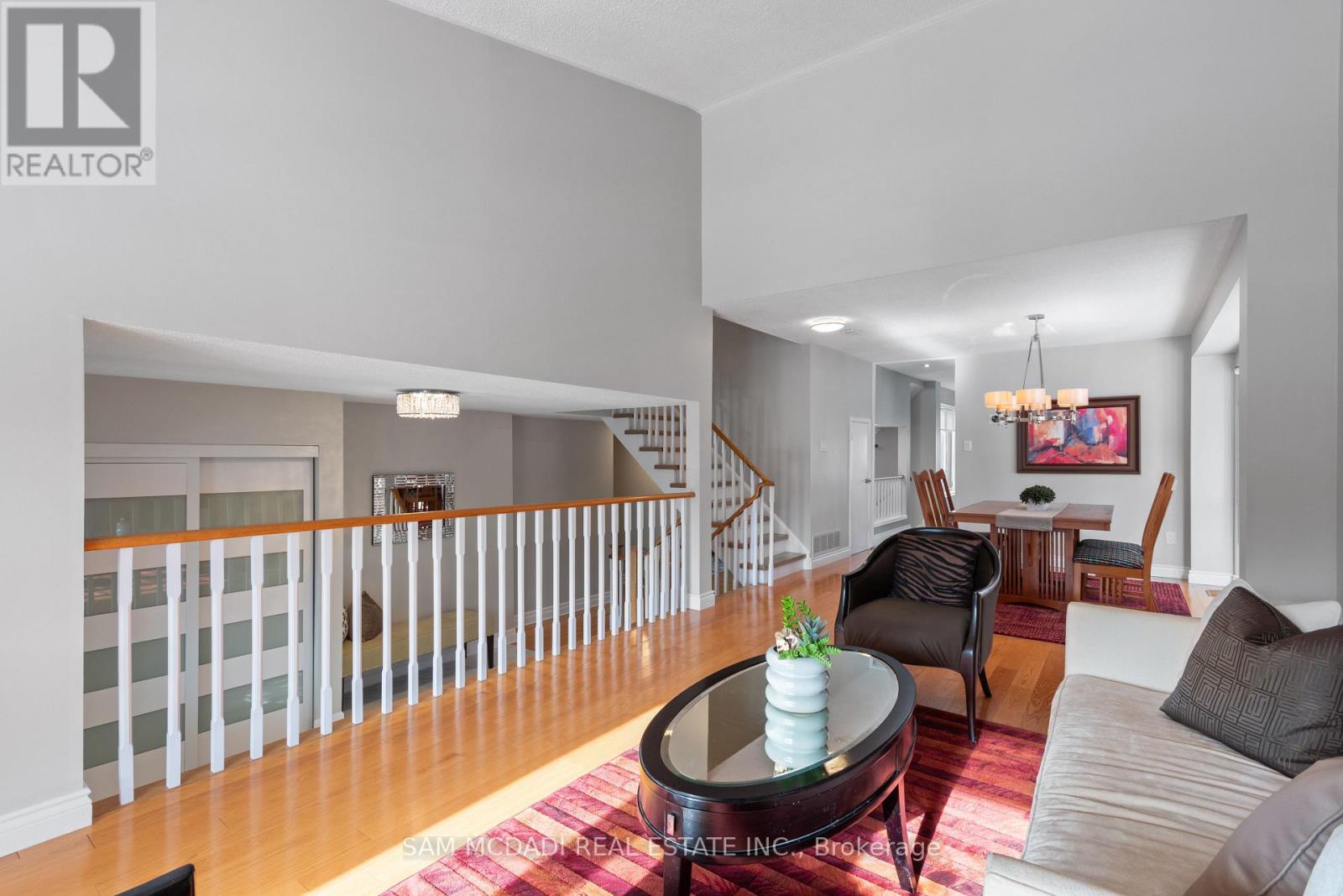 2332 Folkway Drive, Mississauga, Ontario  L5L 3B6 - Photo 9 - W12801000