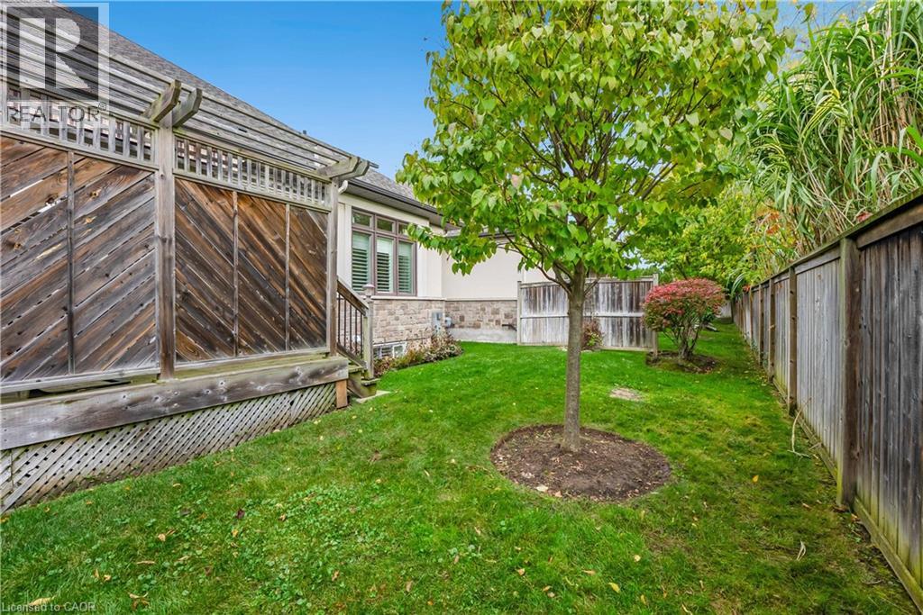 24 Emerald Common, St. Catharines, Ontario  L2M 0A7 - Photo 36 - 40806173