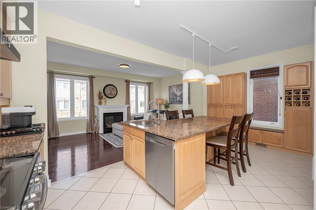 3897 Quiet Creek Drive, Mississauga, Ontario  L5M 8B5 - Photo 14 - 40805658