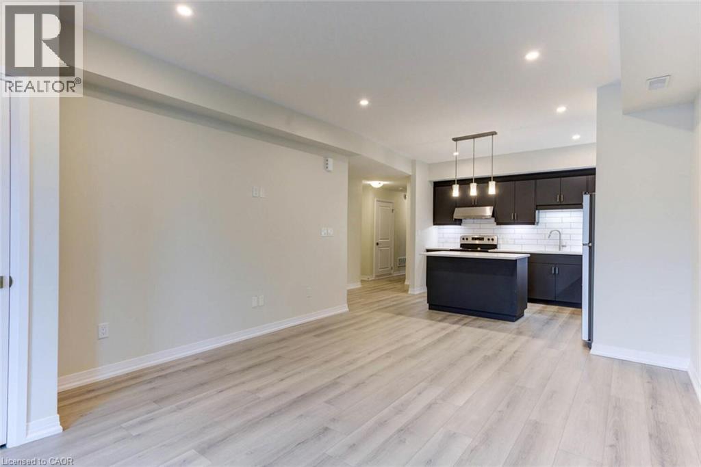 261 Woodbine Avenue Unit# 22, Kitchener, Ontario  N2R 0S7 - Photo 3 - 40806006