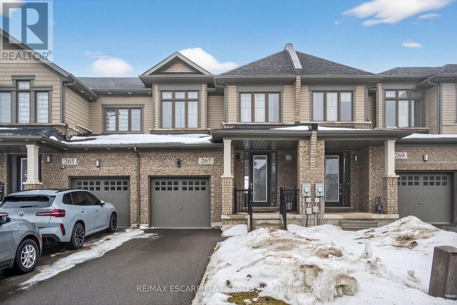 267 Provident Way, Hamilton, Ontario  L0R 1W0 - Photo 2 - X12800978