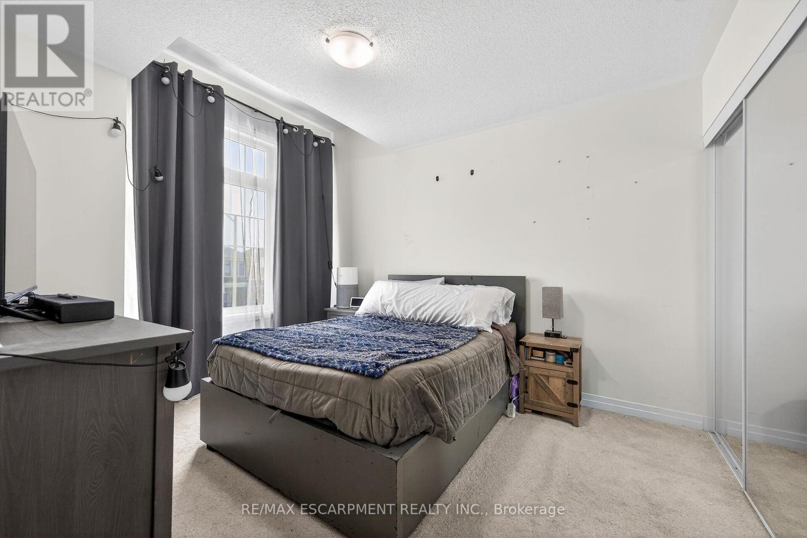 267 Provident Way, Hamilton, Ontario  L0R 1W0 - Photo 36 - X12800978