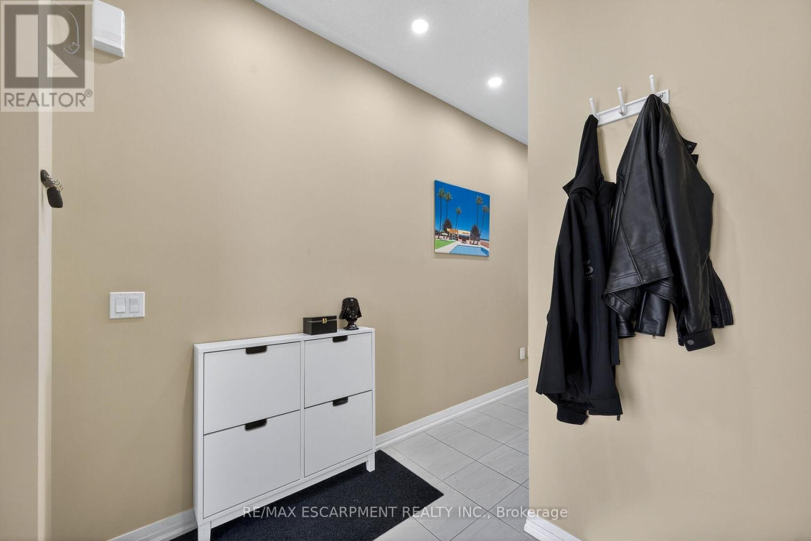 267 Provident Way, Hamilton, Ontario  L0R 1W0 - Photo 7 - X12800978