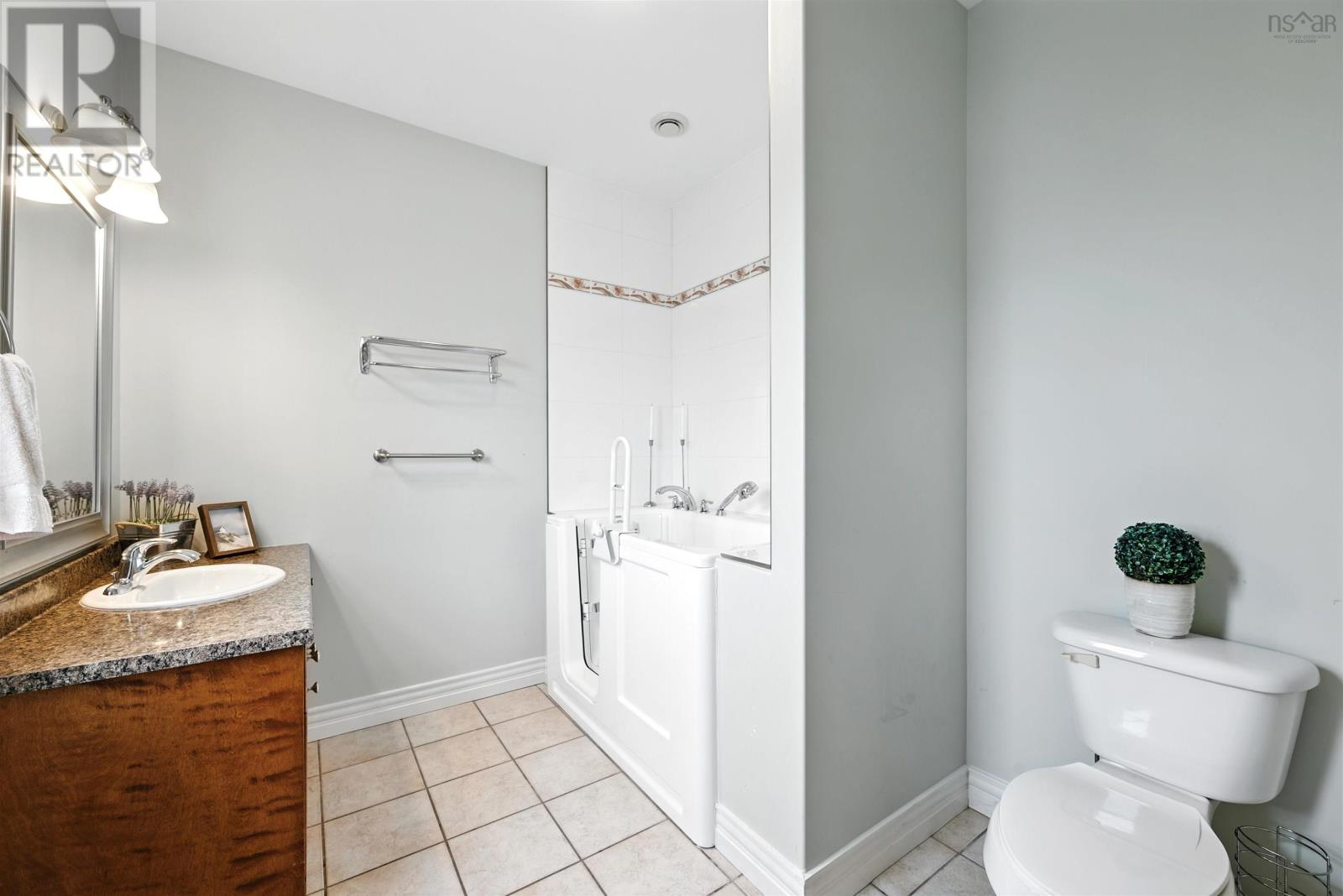 103 Claudia Crescent, Middle Sackville, Nova Scotia  B4E 0C5 - Photo 19 - 202603009