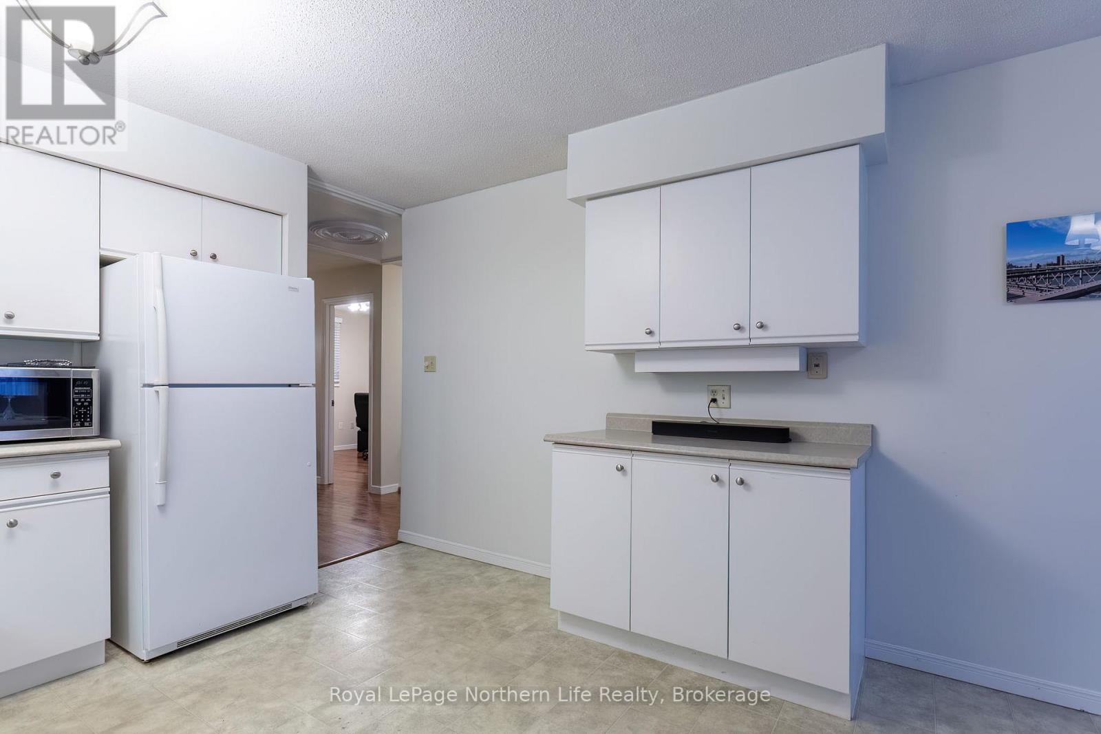 1 - 624 Lakeshore Drive, North Bay, Ontario P1A 2E8 - Photo 11 - X12801134