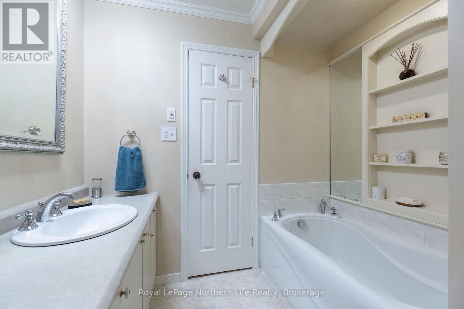 1 - 624 Lakeshore Drive, North Bay, Ontario P1A 2E8 - Photo 18 - X12801134