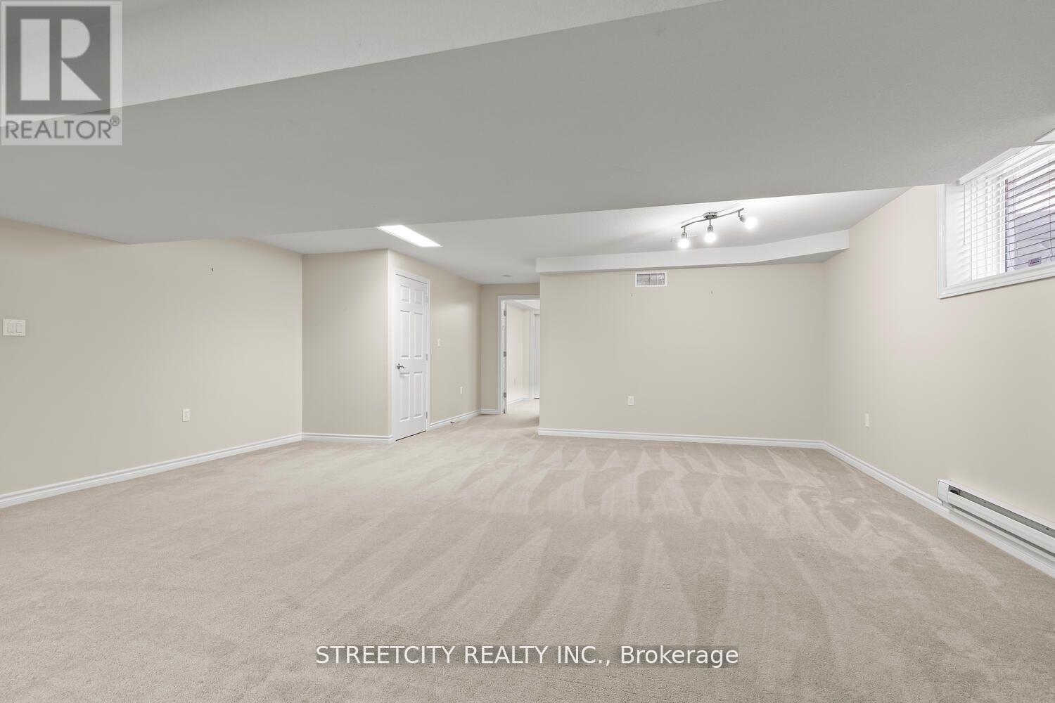 25 - 124 North Centre Road, London North, Ontario  N5X 4R3 - Photo 36 - X12503568