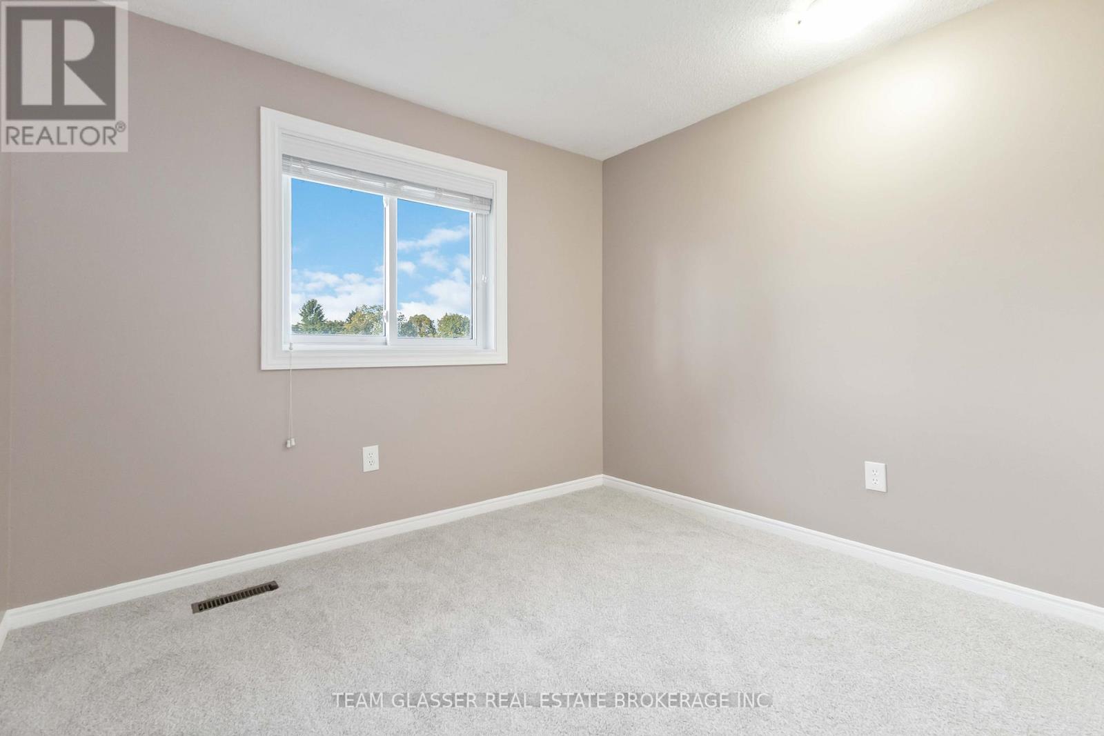 63 - 1990 Wavell Street, London East, Ontario  N5V 4N5 - Photo 26 - X12716440