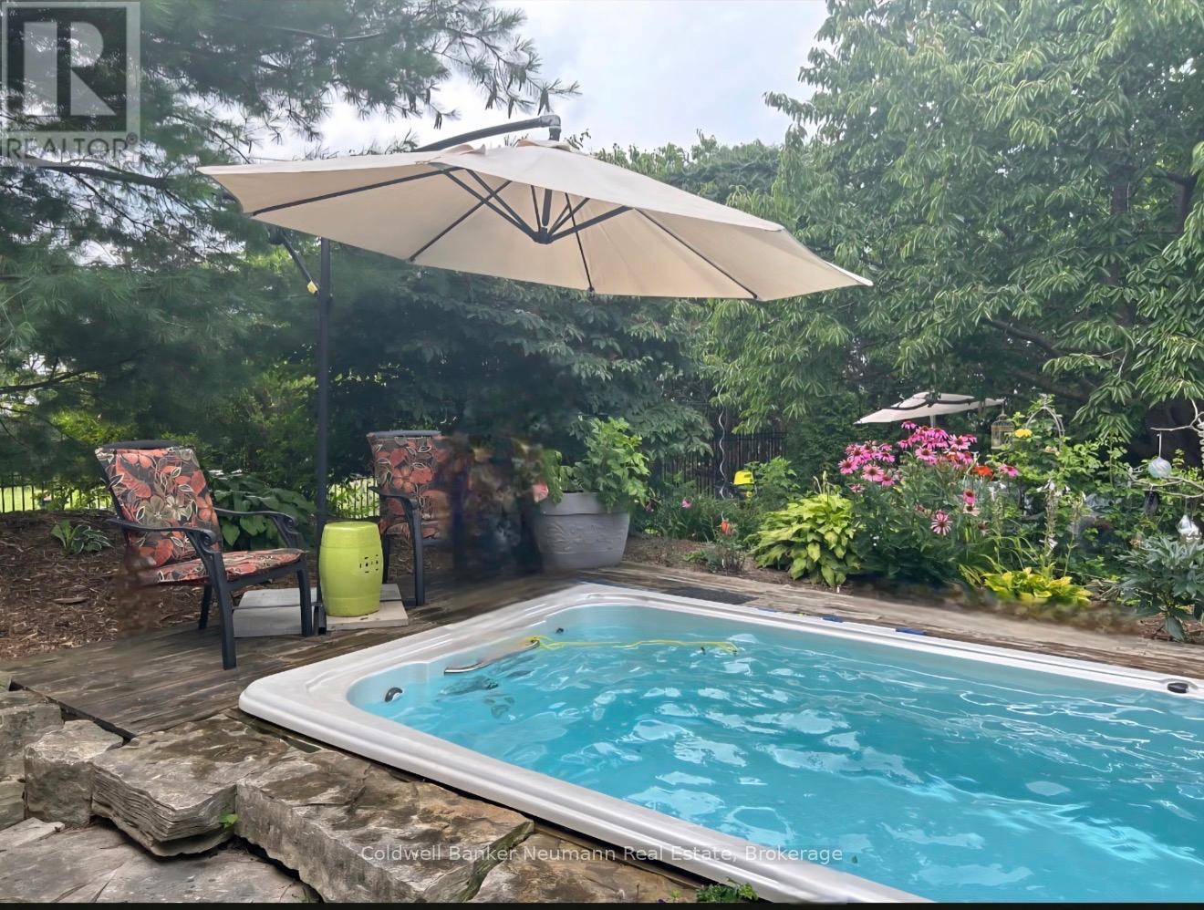 21 Oriole Crescent, Guelph (Dovercliffe Park/old University), Ontario  N1G 1J5 - Photo 46 - X12801020