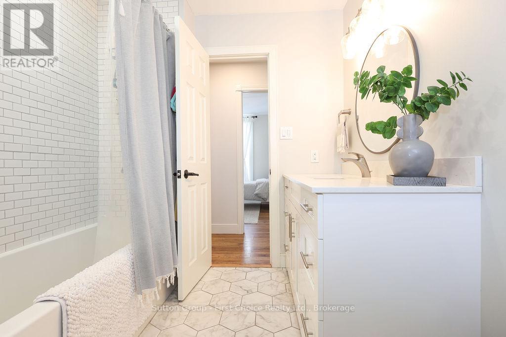 151 Bedford Drive, Stratford, Ontario  N5A 5J7 - Photo 26 - X12801102