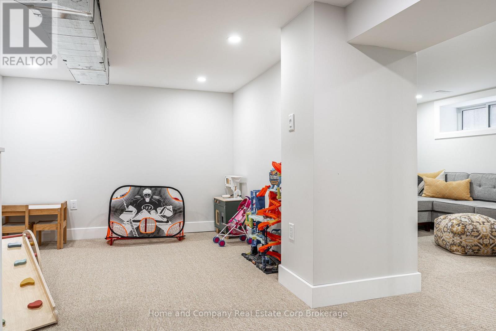 37 West Gore Street, Stratford, Ontario  N5A 1J9 - Photo 35 - X12801136