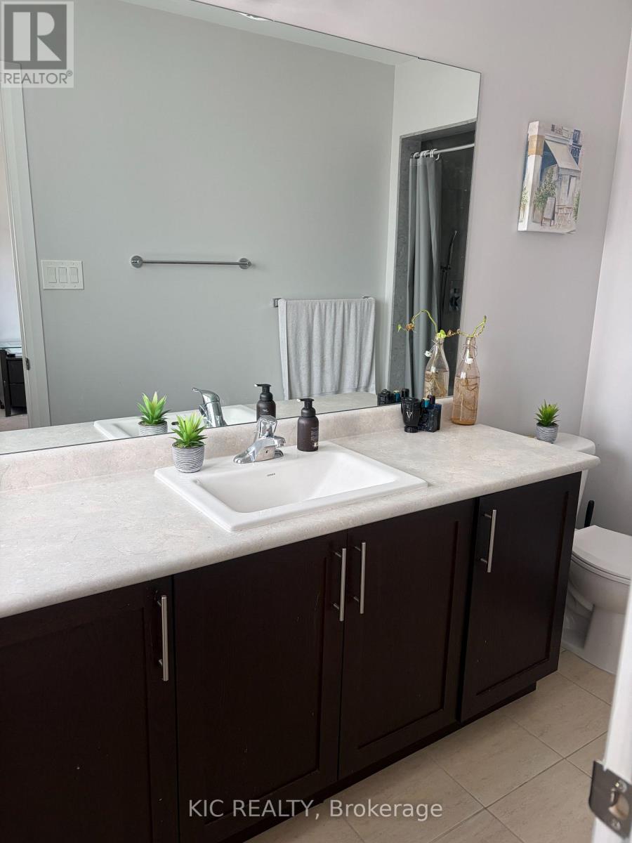 62 King George Way, Clarington, Ontario  L1C 7E5 - Photo 10 - E12801158