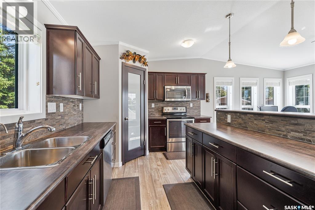 4 Pine Drive, Candle Lake, Saskatchewan  S0J 3E0 - Photo 4 - SK015912