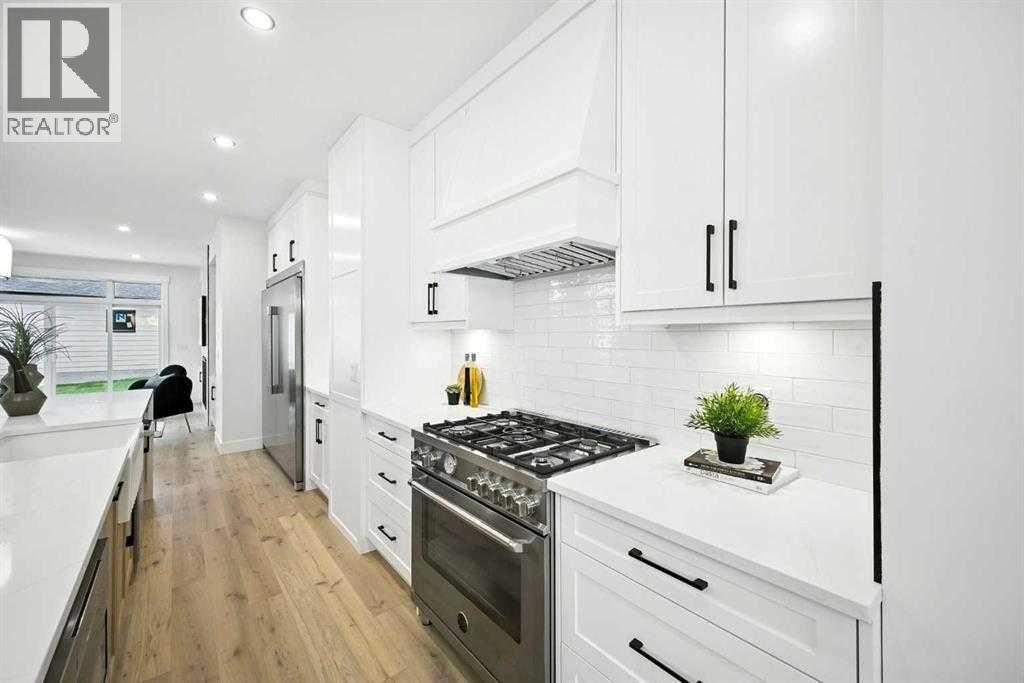 926 21 Avenue Nw, Calgary, Alberta  T2M 1K6 - Photo 7 - A2286973