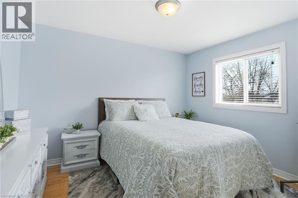 136 Courtney Crescent, Welland, Ontario  L3C 7H8 - Photo 9 - 40805975