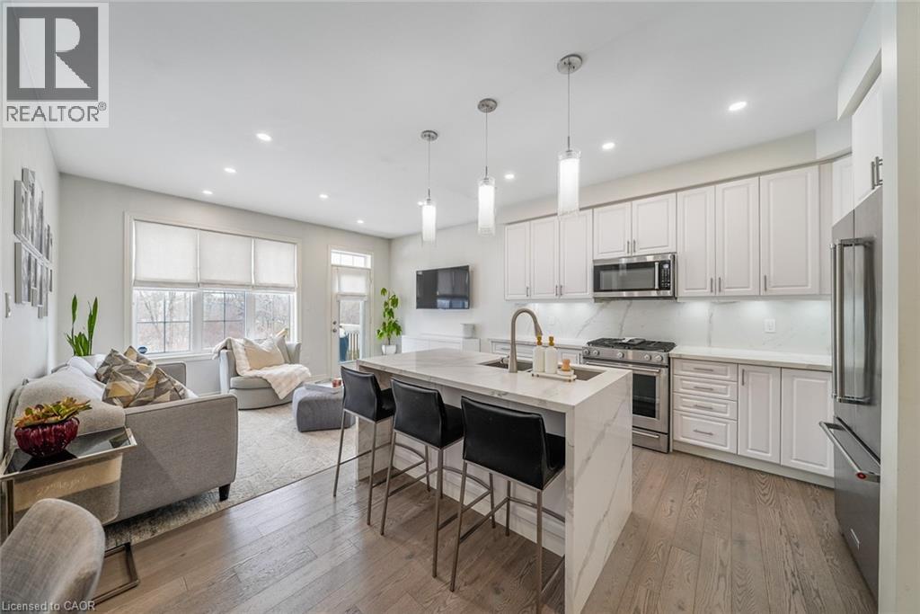 315 Humphrey Street, Hamilton, Ontario  L8B 1X4 - Photo 13 - 40806014