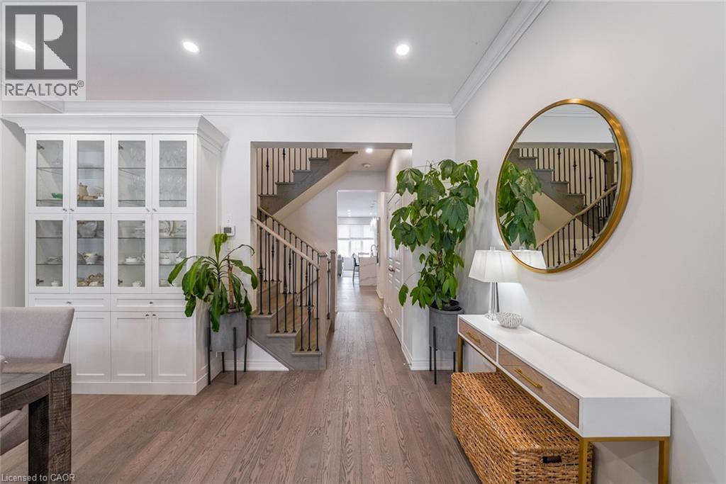 315 Humphrey Street, Hamilton, Ontario  L8B 1X4 - Photo 4 - 40806014