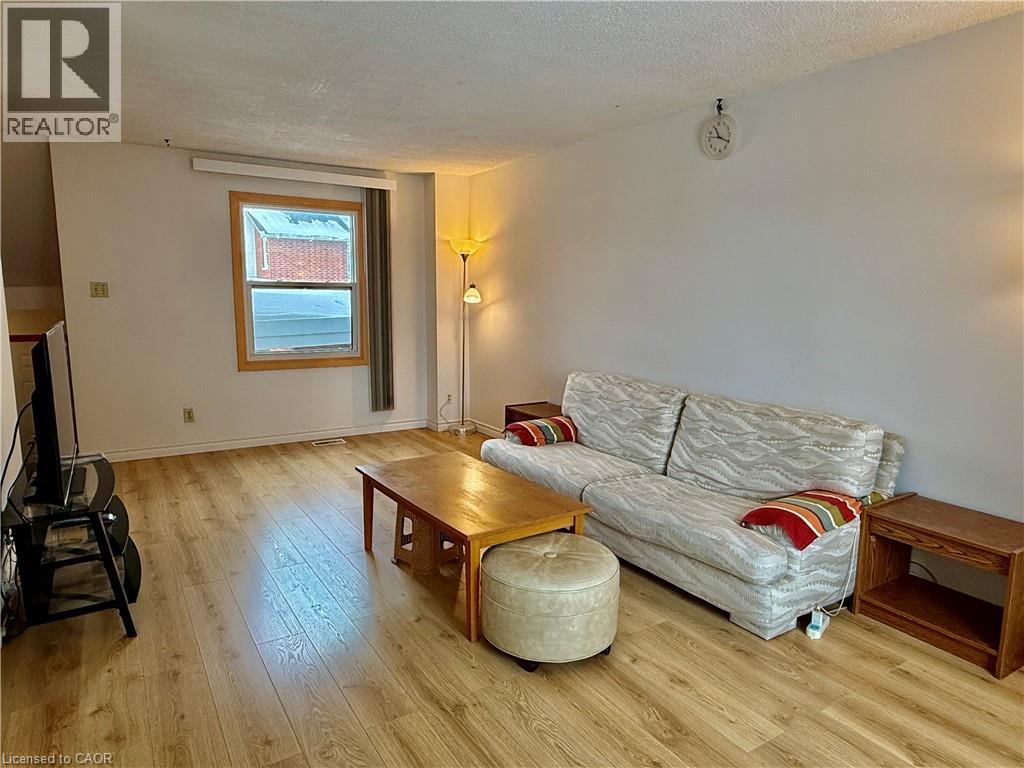 427 Keats Way Unit# 2, Waterloo, Ontario N2L 5S7 - Photo 6 - 40806165