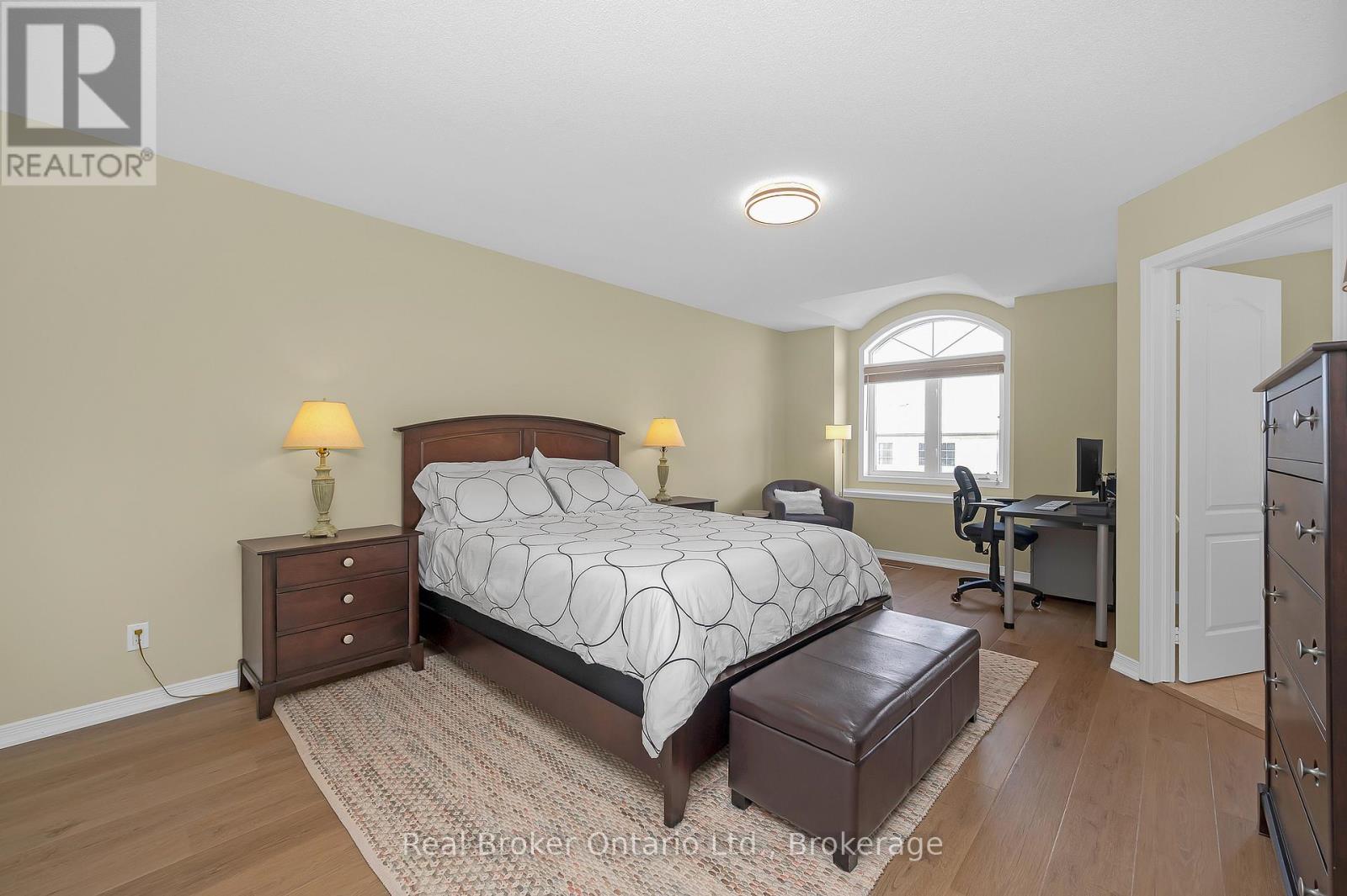 3897 Quiet Creek Drive, Mississauga, Ontario  L5M 8B5 - Photo 22 - W12801340