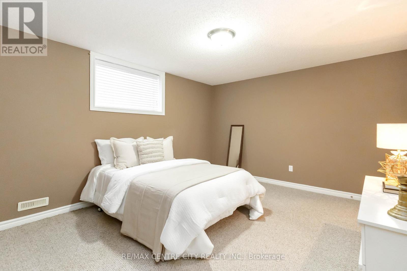 10 - 620 Thistlewood Drive, London North, Ontario  N5X 0A9 - Photo 30 - X12801086