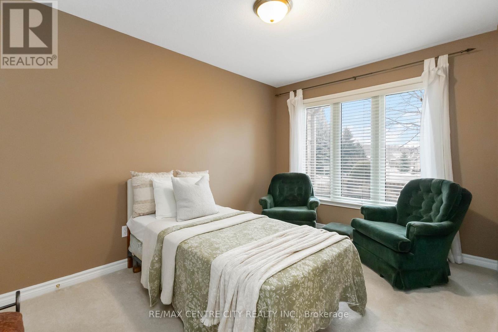 10 - 620 Thistlewood Drive, London North, Ontario  N5X 0A9 - Photo 31 - X12801086