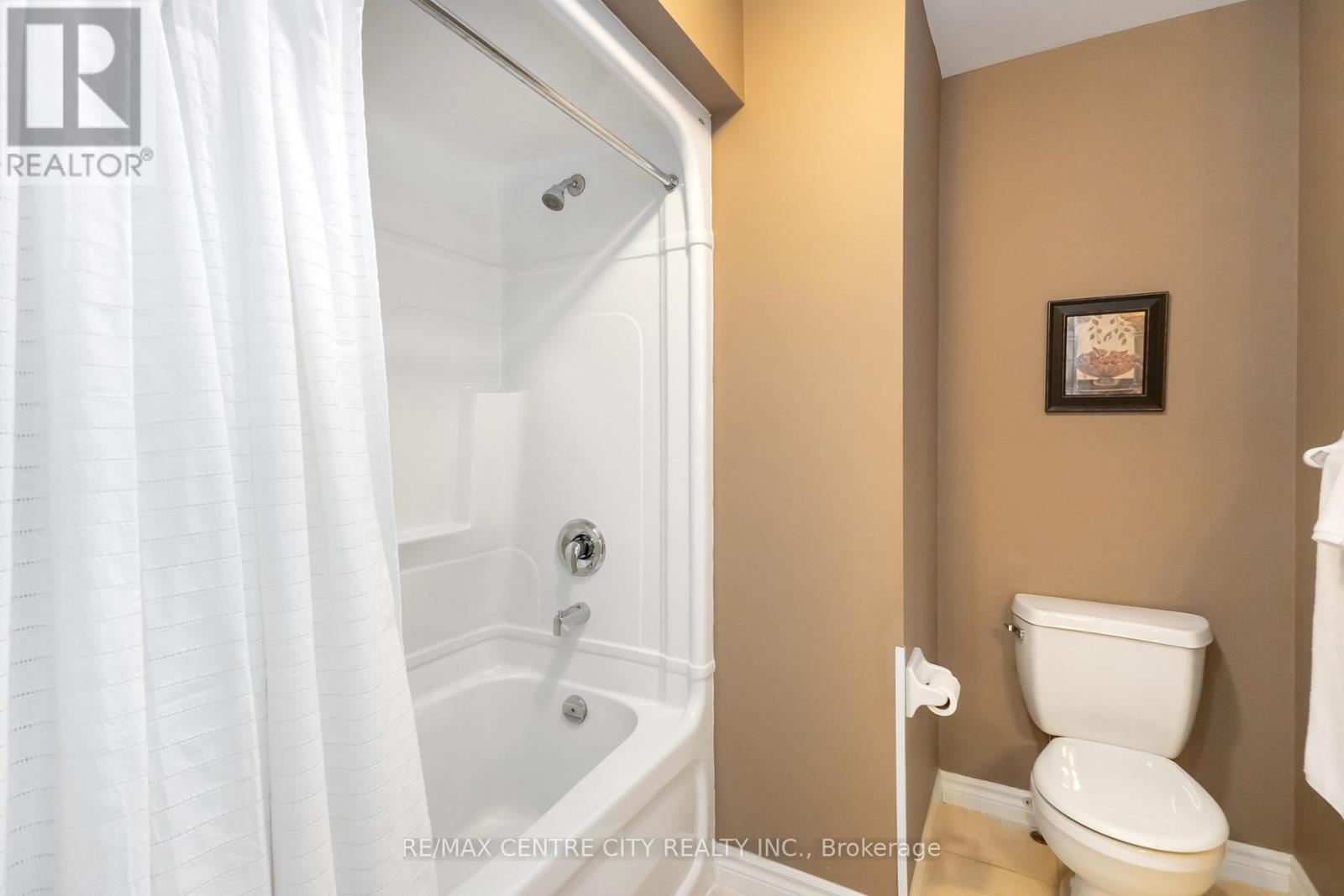 10 - 620 Thistlewood Drive, London North, Ontario  N5X 0A9 - Photo 35 - X12801086