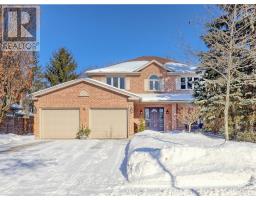 6 GREEN HEDGE LANE, London North, Ontario