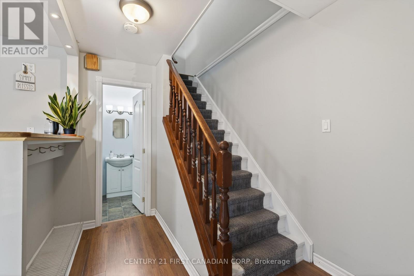 44 - 217 Martinet Avenue, London East, Ontario  N5V 4P5 - Photo 16 - X12801216