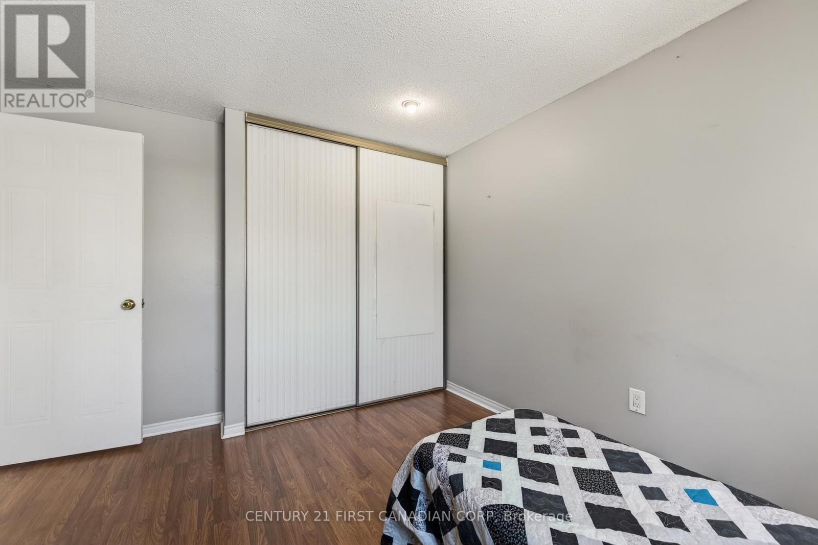 44 - 217 Martinet Avenue, London East, Ontario  N5V 4P5 - Photo 23 - X12801216