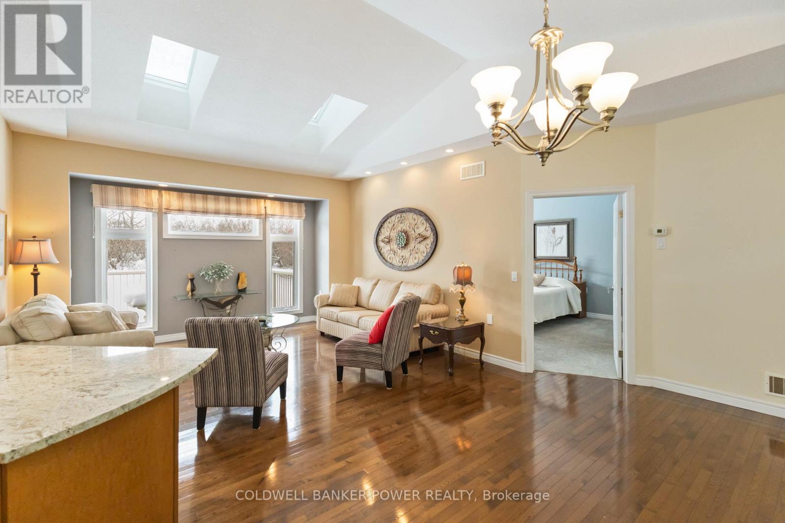 5 - 2295 Kains Road, London South, Ontario  N6K 5E2 - Photo 9 - X12801300