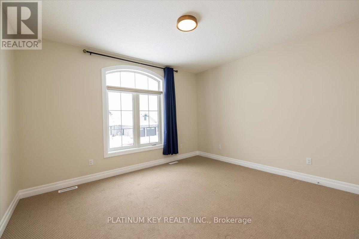 7 Edgeview Crescent, Middlesex Centre, Ontario  N0L 1R0 - Photo 32 - X12801312